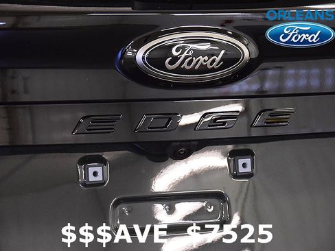 New 2024 Ford Edge SE w/ Black Appearance Package image 11