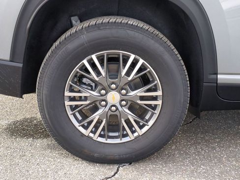 New 2026 Chevrolet Traverse LT w/ Driver Confidence Package image 27