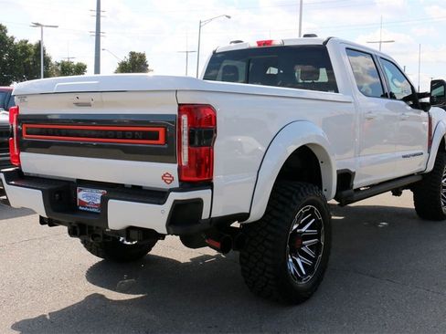 New 2026 Ford F250 Lariat w/ Black Appearance Package image 5