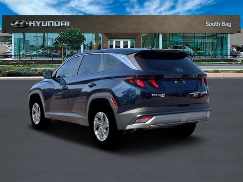 New 2026 Hyundai Tucson Blue SE image 5