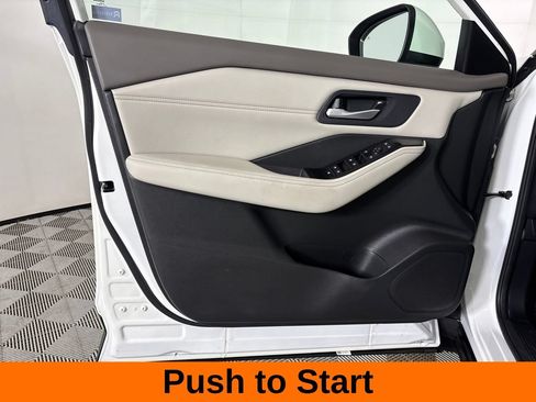 Used 2023 Nissan Rogue SV w/ SV Premium B Package FWD image 10