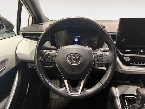 Used 2023 Toyota Corolla SE w/ SE Premium Package FWD image 13