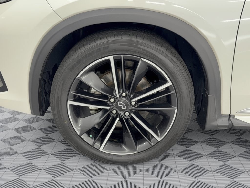 Used 2022 INFINITI QX55 Essential w/ Proactive Package AWD/4WD image 13