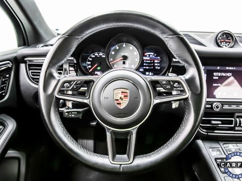 Used 2021 Porsche Macan S w/ Premium Package image 21