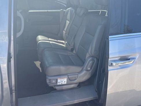 Used 2017 Honda Odyssey EX-L image 12