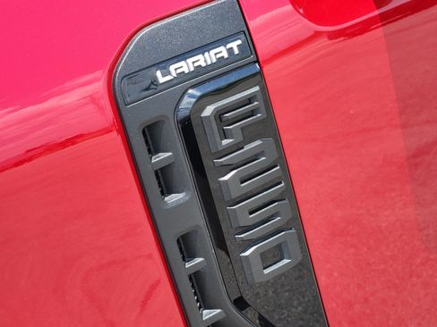 Used 2024 Ford F250 Lariat w/ Lariat Ultimate Package AWD/4WD image 12