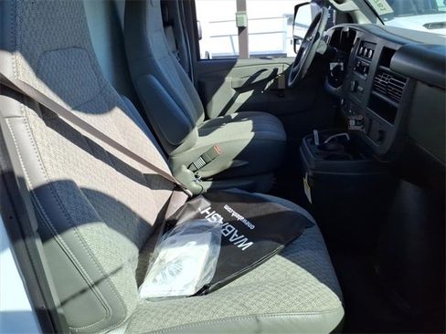 New 2025 Chevrolet Express 3500 w/ Power Convenience Package image 7