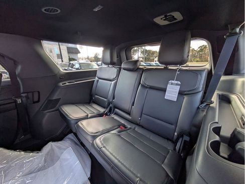 New 2025 Ford Expedition Max Platinum image 29