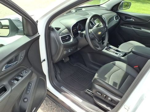 Used 2020 Chevrolet Equinox Premier AWD/4WD image 10