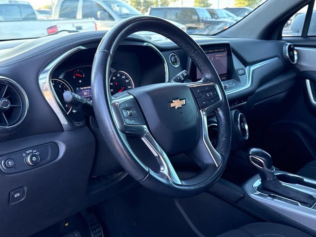 Used 2020 Chevrolet Blazer LT FWD image 14