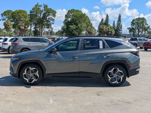 Used 2022 Hyundai Tucson SEL w/ Convenience + Premium Package FWD image 4