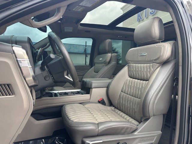 Used 2026 Ford F450 Platinum w/ Platinum Plus Package AWD/4WD image 14