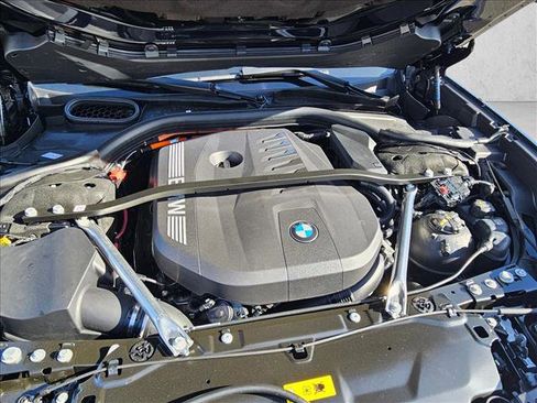 New 2026 BMW 750e xDrive AWD/4WD image 16
