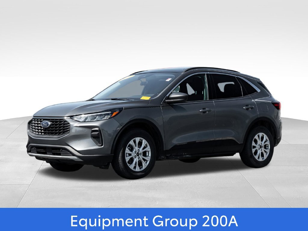 Used 2024 Ford Escape Active w/ Tech Pack #1 AWD/4WD image 3