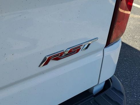 Used 2019 Chevrolet Silverado 1500 RST AWD/4WD image 34