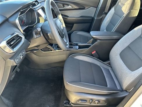 Used 2023 Chevrolet TrailBlazer LT w/ Convenience Package image 15