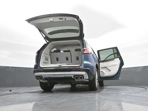 New 2026 GMC Acadia Denali w/ Super Cruise Package AWD/4WD image 31
