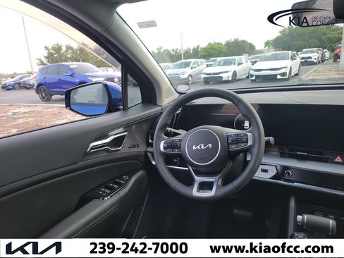 Used 2025 Kia Sportage SX FWD image 20