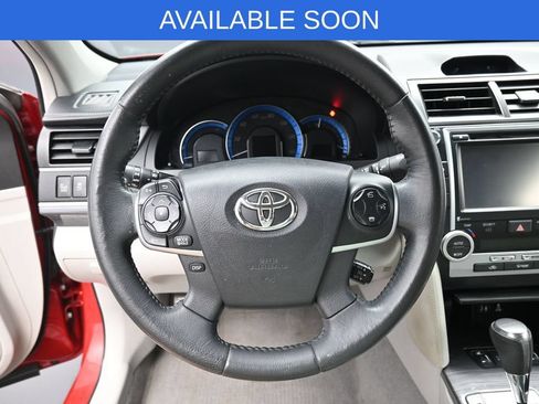 Used 2014 Toyota Camry XLE w/ Leather Package FWD image 16