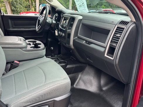 Used 2015 RAM 2500 Tradesman w/ Chrome Appearance Group AWD/4WD image 8