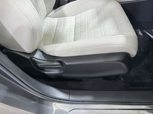 Used 2023 Honda HR-V LX image 24