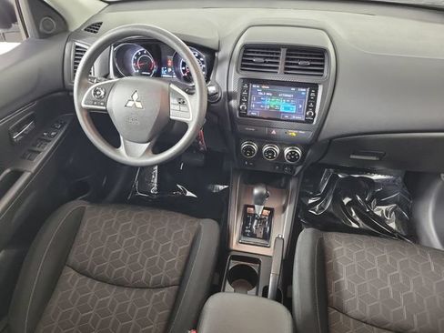 Used 2025 Mitsubishi Outlander Sport ES AWD/4WD image 15