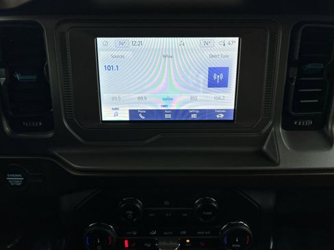 Used 2022 Ford Bronco Outer Banks image 17