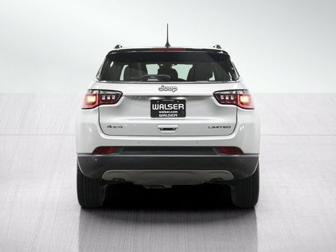Used 2024 Jeep Compass Limited AWD/4WD image 4