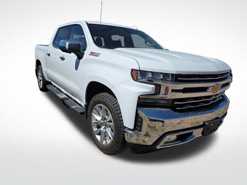 Used 2019 Chevrolet Silverado 1500 LTZ AWD/4WD image 3