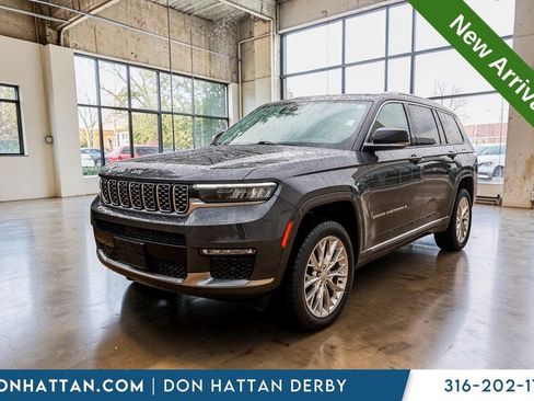 Used 2021 Jeep Grand Cherokee L Summit w/ Advanced Protech Group IV AWD/4WD image 29