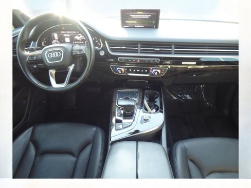 Used 2017 Audi Q7 3.0T Prestige w/ Prestige Package image 15