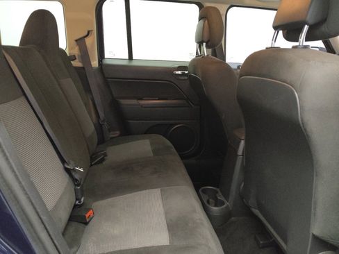 Used 2017 Jeep Patriot Sport w/ Power Value Group image 19