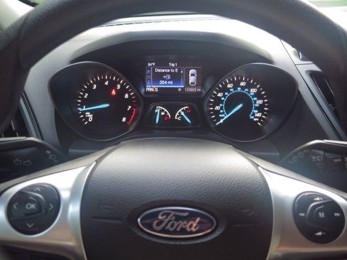 Used 2014 Ford Escape SE w/ Equipment Group 201A AWD/4WD image 9