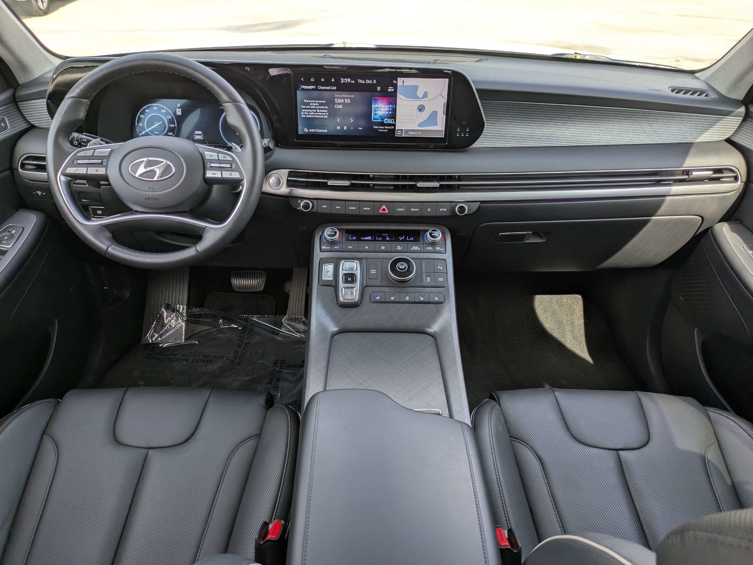 Certified 2025 Hyundai Palisade Limited FWD image 14