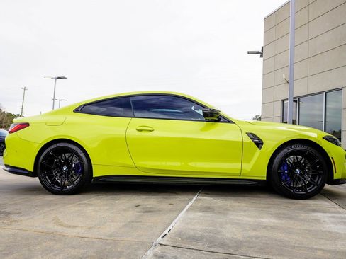 Used 2024 BMW M4 Coupe w/ Executive Package image 9