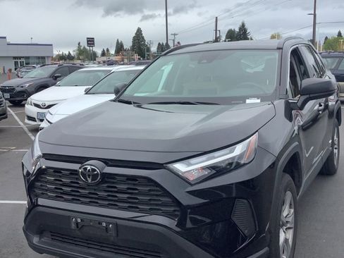 Certified 2025 Toyota RAV4 LE image 1