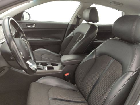 Used 2020 Kia Optima S image 17