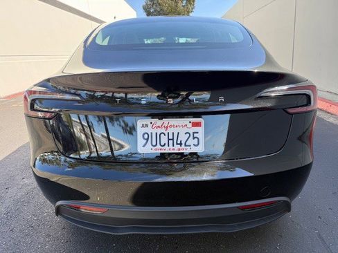 Used 2025 Tesla Model 3 Long Range RWD image 18