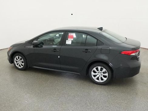 Used 2026 Toyota Corolla LE FWD image 7