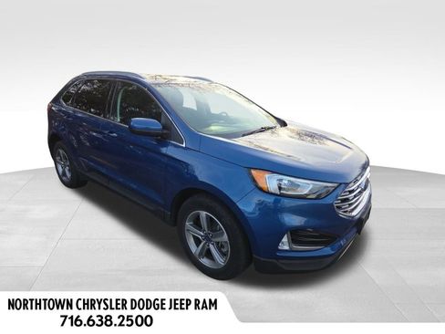 Used 2022 Ford Edge SEL w/ Convenience Package AWD/4WD image 2