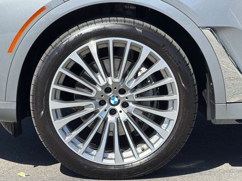 Used 2026 BMW X7 xDrive40i AWD/4WD image 37