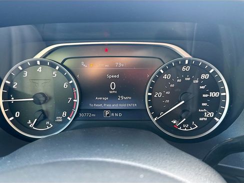 Used 2024 Nissan Titan SV w/ SV Bronze Edition Package image 12