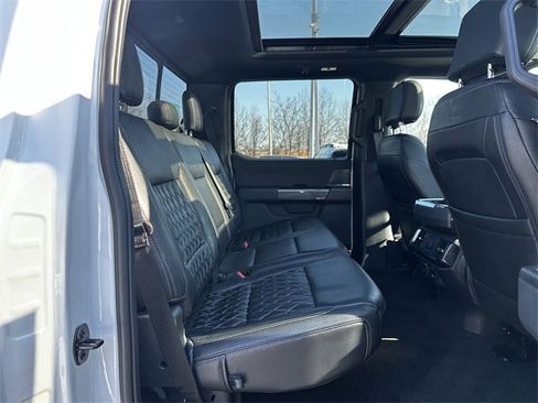 Used 2022 Ford F150 XLT w/ Equipment Group 302A High image 38