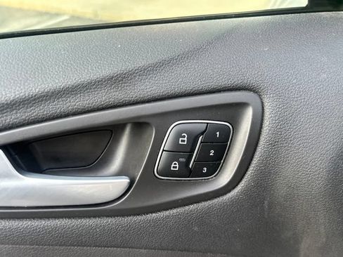 Used 2018 Ford Escape Titanium AWD/4WD image 19