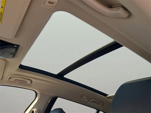 Used 2025 BMW X7 xDrive40i image 24