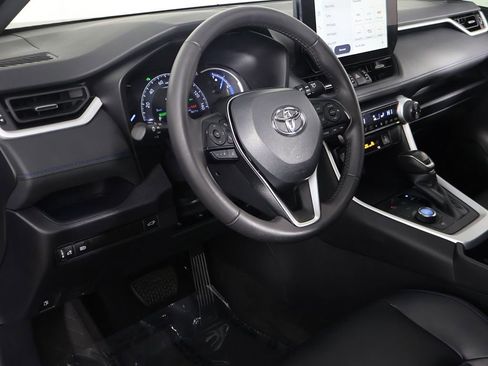 Used 2024 Toyota RAV4 XSE image 28