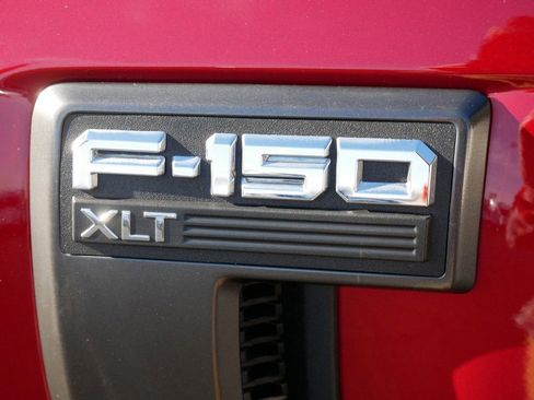 Certified 2022 Ford F150 XLT w/ Equipment Group 302A High image 20