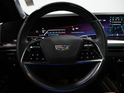 Used 2025 Cadillac Escalade Sport Platinum AWD/4WD image 47