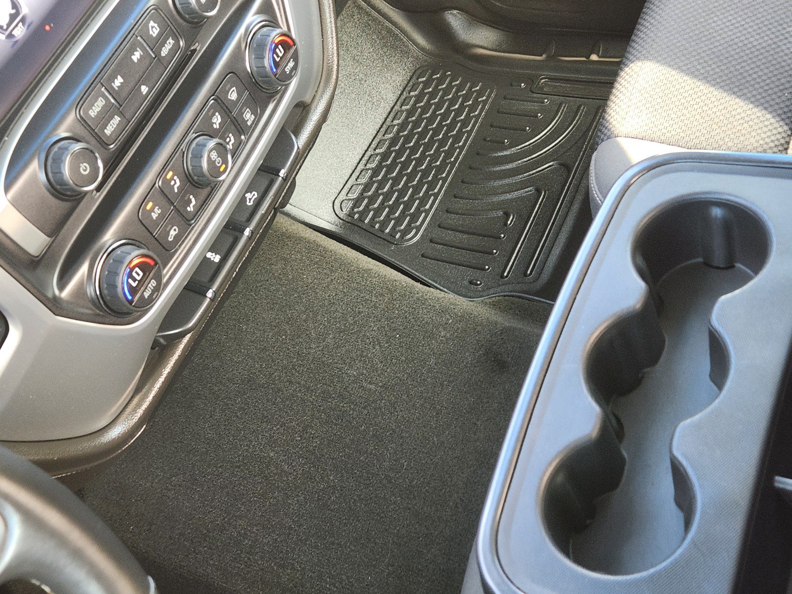 Used 2015 GMC Sierra 1500 SLE w/ Texas SLE Value Package RWD image 15