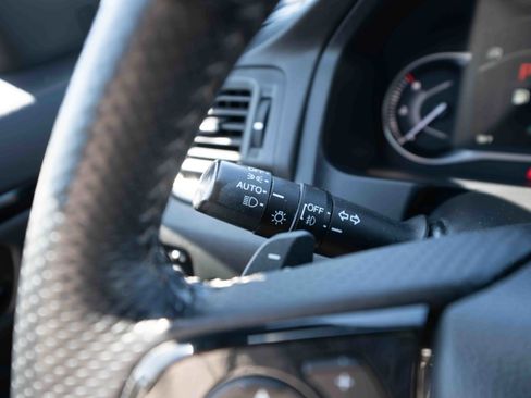 Used 2022 Honda Passport Elite image 13